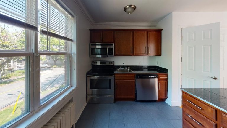 6056 South St Apt 8 Kitchen(1)