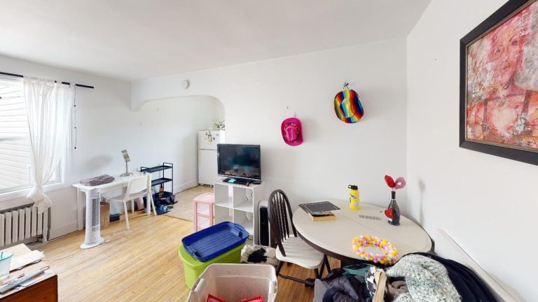 6056 South Street Apartment 12 Bedroom(1)