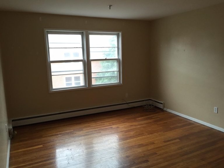 6059 9 Living Room