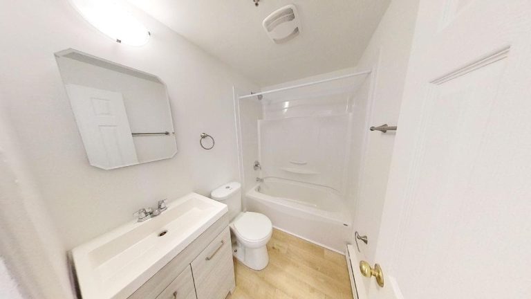 6059 Shirley Street Apartment 8 07312021 161109