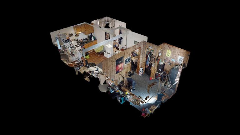 6060 South St 12 Dollhouse View