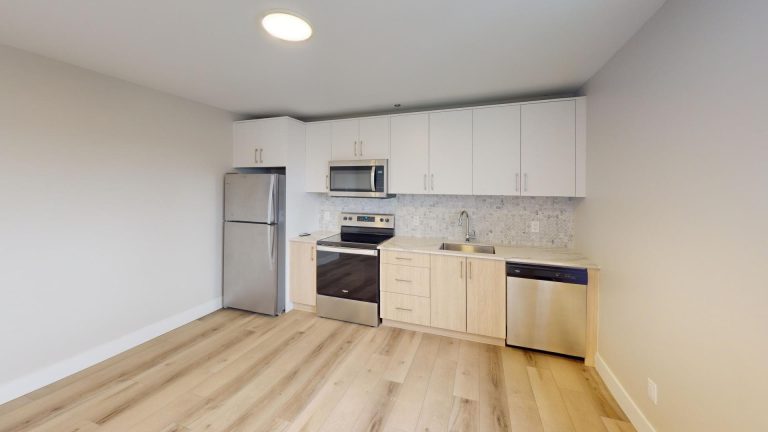 6140 Lady Hammond Road Apartment 206 Kitchen