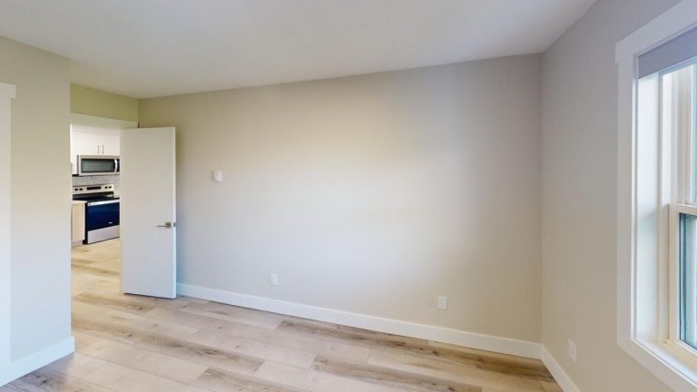 6140 Lady Hammond Road Apartment 303 Bedroom