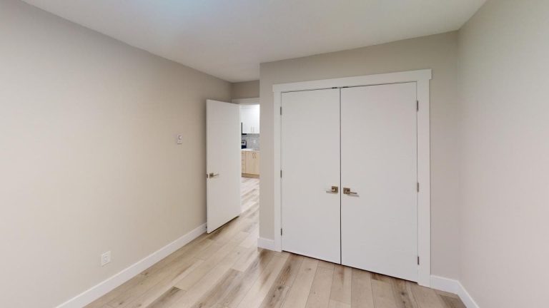 6140 Lady Hammond Road Apartment 305 Bedroom 1
