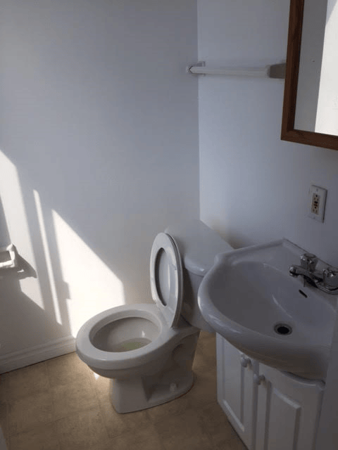 Half Bathroom 603