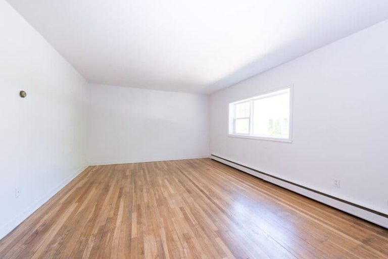 6060 #3 Living Room